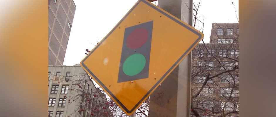 Road sign before the entrance to the Lincoln Tunnel in New York.